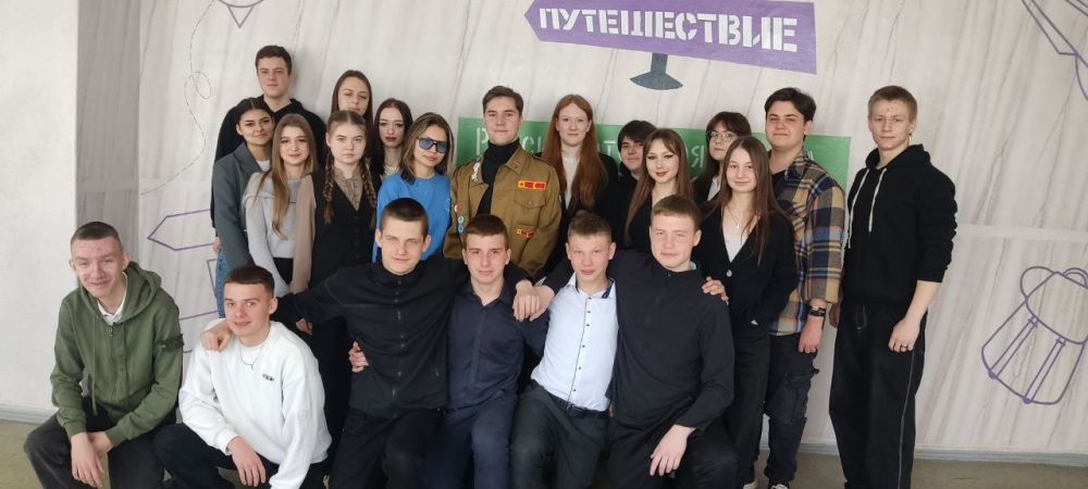 Студенты ДГПУ проводят встречи со школьниками Студенты ДГПУ проводят встречи со школьниками