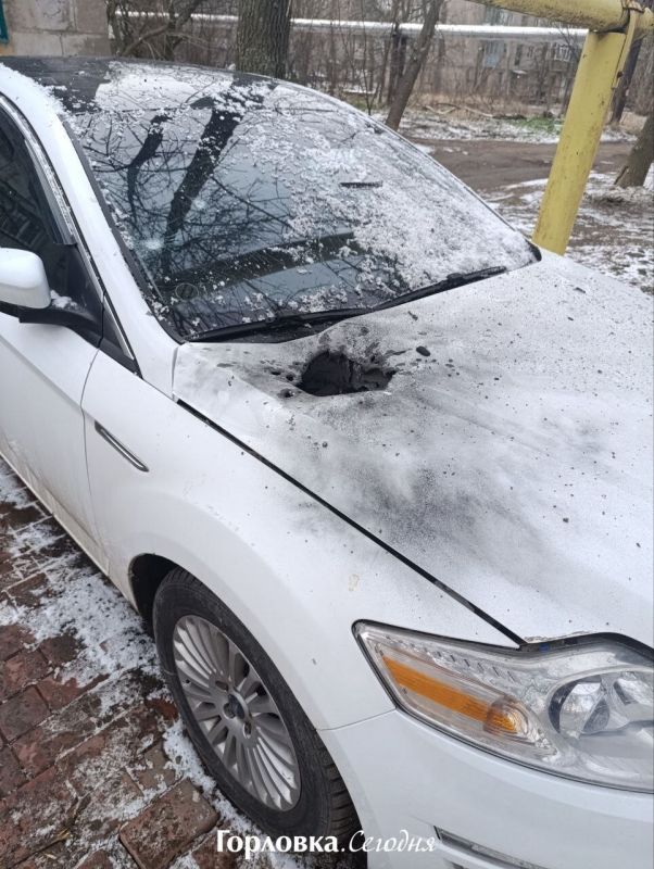 Виктория Мельникова: К этому часу уже 12 гражданских с минно-взрывными травмами поступили в больницу Горловки, 4 человека с проникающими ранениями брюшной полости, еще один с ранением головы Виктория Мельникова: К этому часу уже 12 гражданских с минно-взрывными травмами поступили в больницу Горловки, 4 человека с проникающими ранениями брюшной полости, еще один с ранением головы