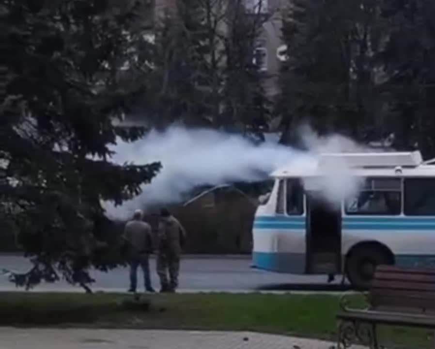 В Горловке количество раненных при ударе ВСУ выросло до 16, сообщил мэр города Иван Приходько