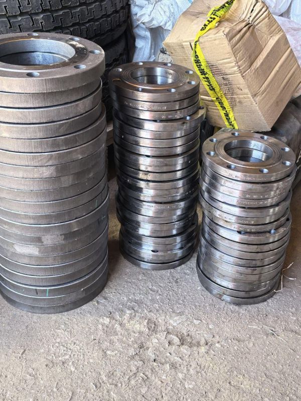 Кузбасс передал в Горловку очередную партию материалов и оборудования для устранения последствий аварий