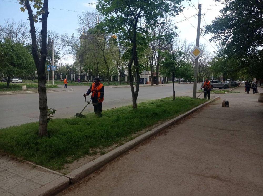  :    л       