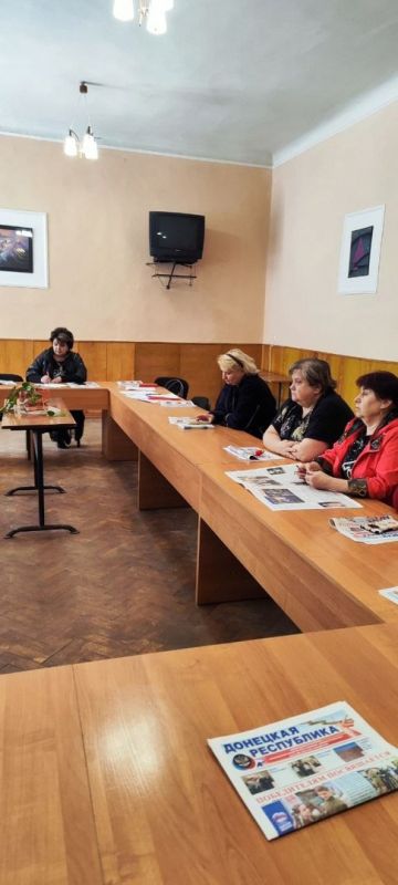 Роман Конев: Состоялся приём граждан депутатом Горловского городского совета Донецкой Народной Республики первого созыва Неллей Якуненко