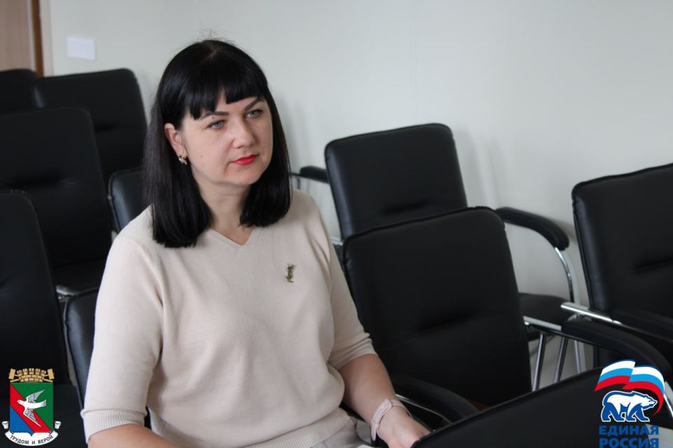 Заместитель главы администрации городского округа Горловка Игорь Горбатов провел прием граждан Заместитель главы администрации городского округа Горловка Игорь Горбатов провел прием граждан