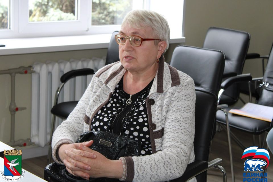 Заместитель главы администрации городского округа Горловка Игорь Горбатов провел прием граждан Заместитель главы администрации городского округа Горловка Игорь Горбатов провел прием граждан