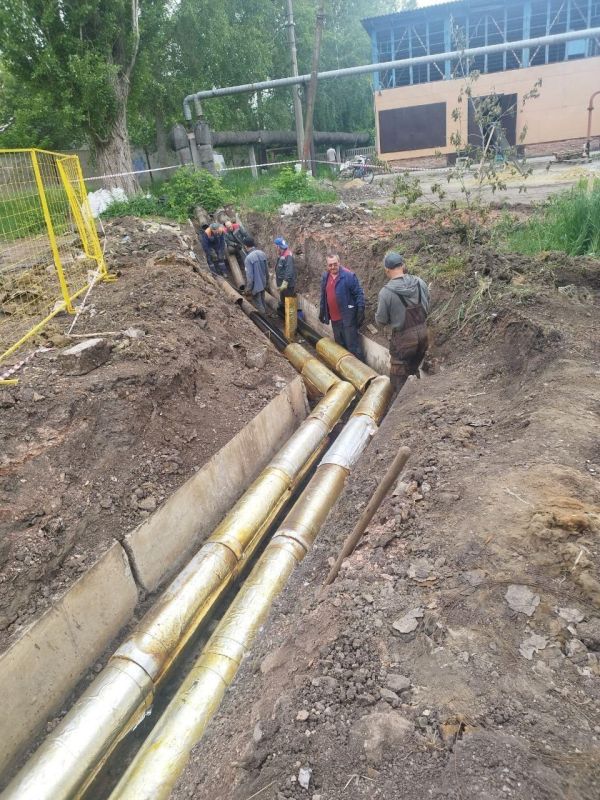 Роман Конев: ФИЛИАЛ «ГОРЛОВКАТЕПЛОСЕТЬ» ГУП ДНР «ДОНБАССТЕПЛОЭНЕРГО» Роман Конев: ФИЛИАЛ «ГОРЛОВКАТЕПЛОСЕТЬ» ГУП ДНР «ДОНБАССТЕПЛОЭНЕРГО»