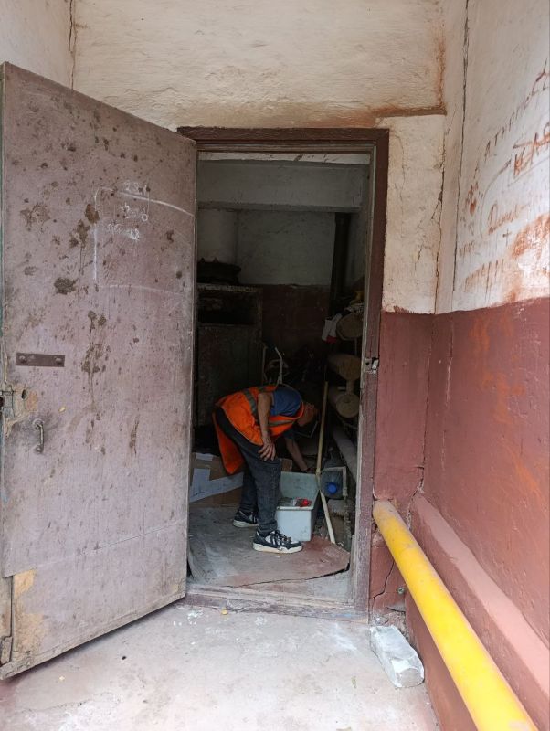 Роман Конев: МУНИЦИПАЛЬНОЕ УНИТАРНОЕ ПРЕДПРИЯТИЕ «УПРАВЛЯЮЩАЯ КОМПАНИЯ ГОРОДА ГОРЛОВКА» АДМИНИСТРАЦИИ ГОРОДСКОГО ОКРУГА ГОРЛОВКА Роман Конев: МУНИЦИПАЛЬНОЕ УНИТАРНОЕ ПРЕДПРИЯТИЕ «УПРАВЛЯЮЩАЯ КОМПАНИЯ ГОРОДА ГОРЛОВКА» АДМИНИСТРАЦИИ ГОРОДСКОГО ОКРУГА ГОРЛОВКА