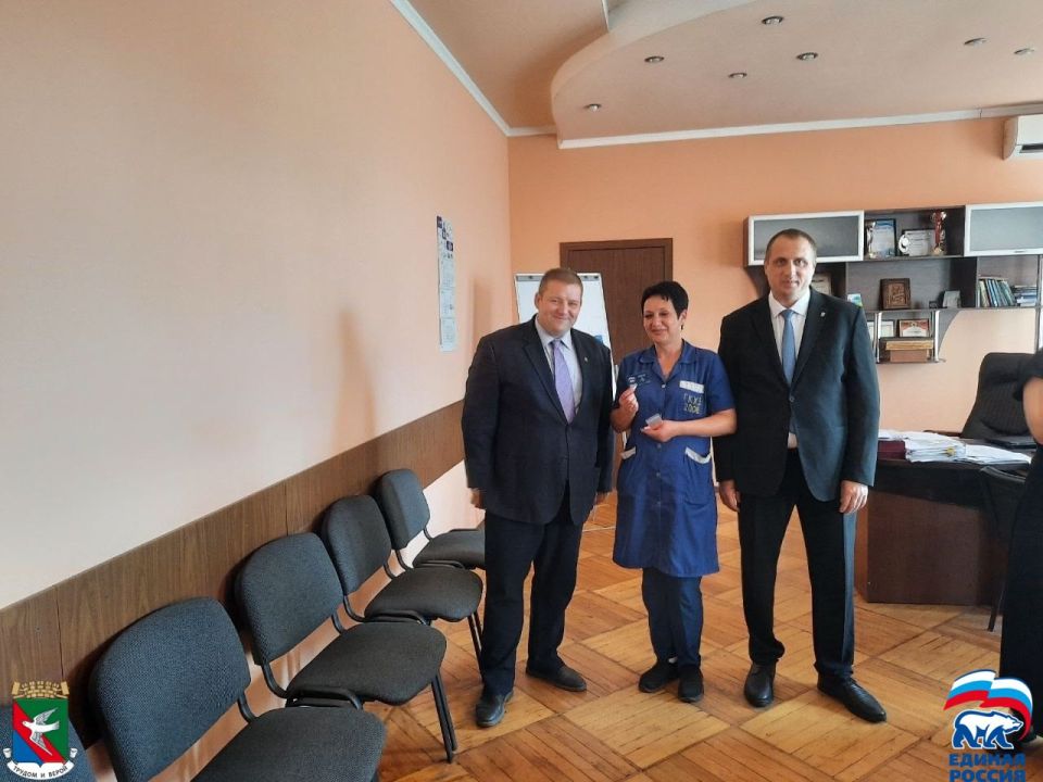 Торжественное мероприятие ко Дню металлурга в Калининском внутригородском районе Горловки Торжественное мероприятие ко Дню металлурга в Калининском внутригородском районе Горловки