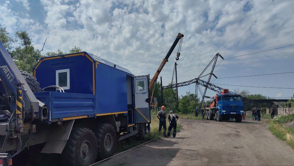 Иван Приходько: В связи с аварийной ситуацией обесточены посёлки Гольмовский, Садовод, Куйбышева Иван Приходько: В связи с аварийной ситуацией обесточены посёлки Гольмовский, Садовод, Куйбышева