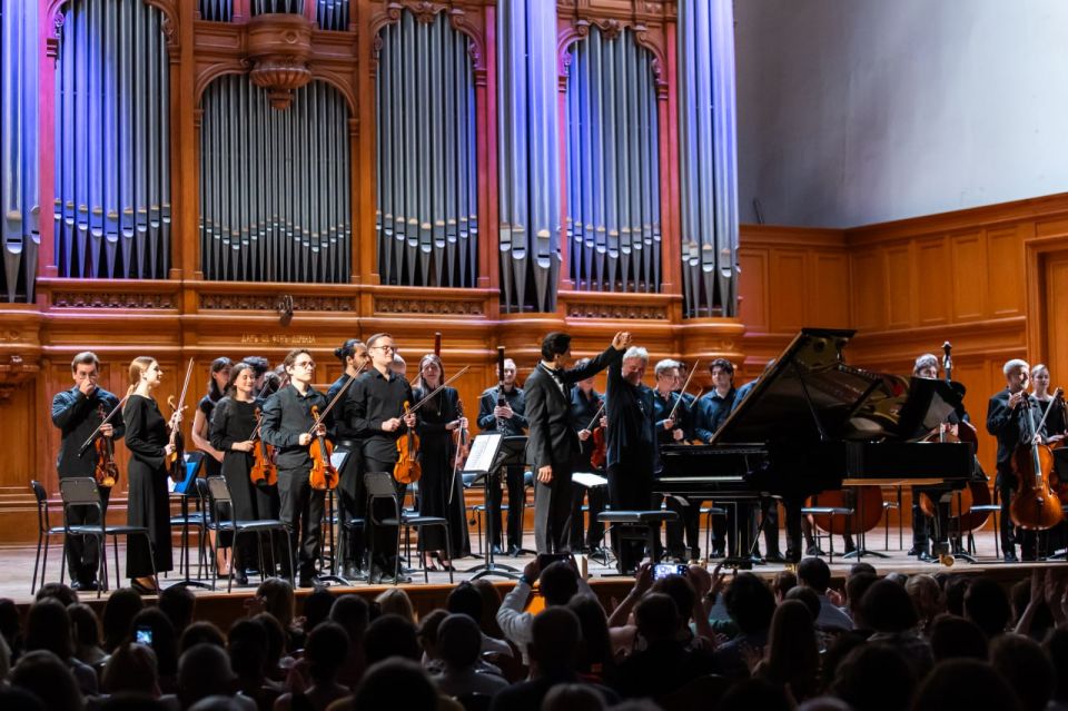 В Москве завершился четвертый сезон Школы-фестиваля Леонида Лундстрема «Донбасский экспресс» В Москве завершился четвертый сезон Школы-фестиваля Леонида Лундстрема «Донбасский экспресс»