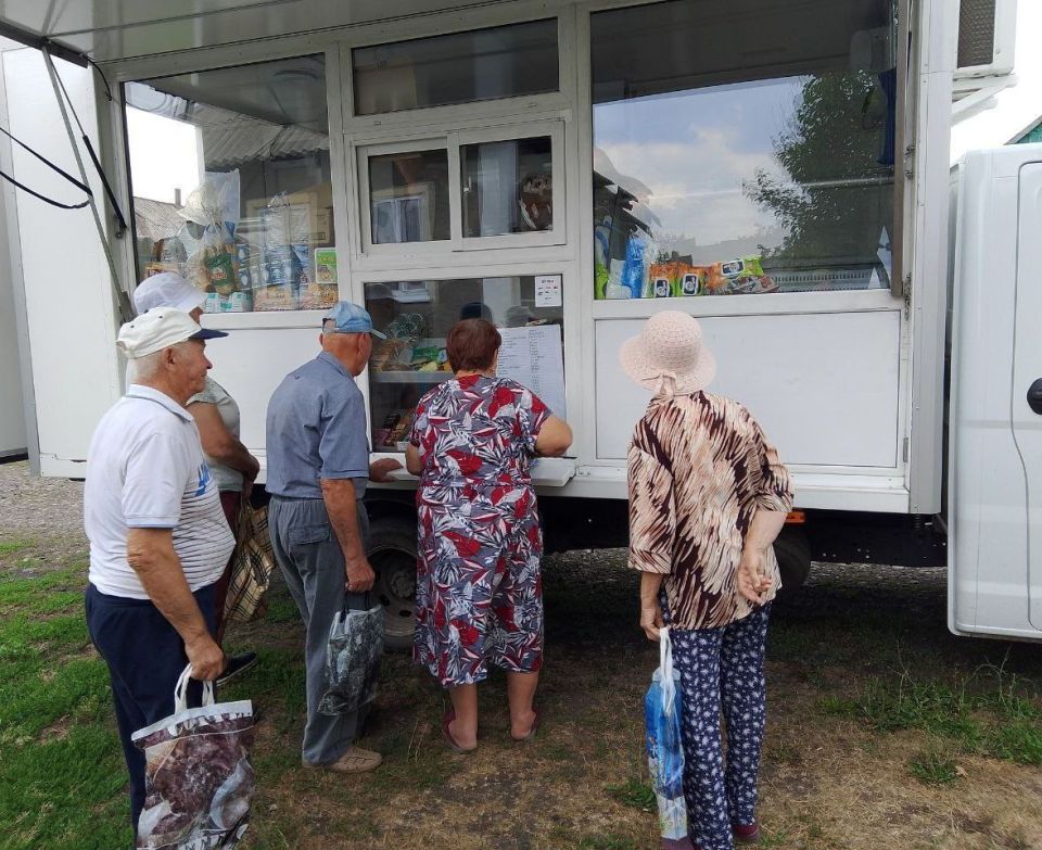 С 23 по 25 июля 2025 года осуществлена выездная торговля с использованием автомагазинов в населенных пунктах городских округов Докучаевск, Горловка, Мариуполь, Харцызск на территории г С 23 по 25 июля 2025 года осуществлена выездная торговля с использованием автомагазинов в населенных пунктах городских округов Докучаевск, Горловка, Мариуполь, Харцызск на территории г