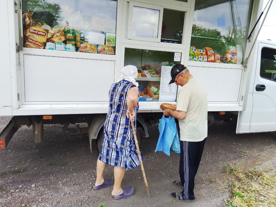 С 23 по 25 июля 2025 года осуществлена выездная торговля с использованием автомагазинов в населенных пунктах городских округов Докучаевск, Горловка, Мариуполь, Харцызск на территории г С 23 по 25 июля 2025 года осуществлена выездная торговля с использованием автомагазинов в населенных пунктах городских округов Докучаевск, Горловка, Мариуполь, Харцызск на территории г