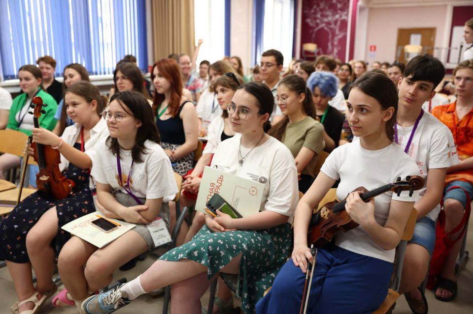 В Москве завершился четвертый сезон Школы-фестиваля Леонида Лундстрема «Донбасский экспресс» В Москве завершился четвертый сезон Школы-фестиваля Леонида Лундстрема «Донбасский экспресс»