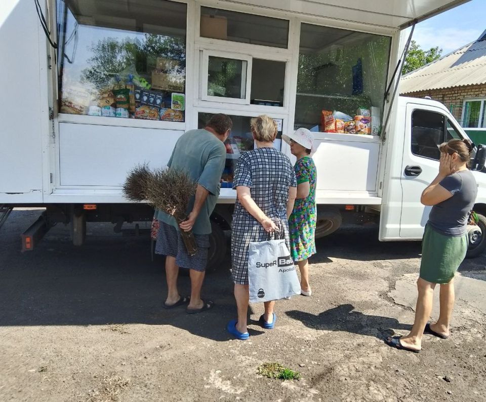 С 23 по 25 июля 2025 года осуществлена выездная торговля с использованием автомагазинов в населенных пунктах городских округов Докучаевск, Горловка, Мариуполь, Харцызск на территории г С 23 по 25 июля 2025 года осуществлена выездная торговля с использованием автомагазинов в населенных пунктах городских округов Докучаевск, Горловка, Мариуполь, Харцызск на территории г