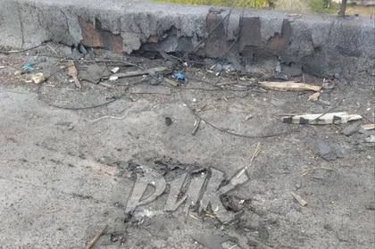 Дрон ВСУ сбросил боеприпас на кровлю многоквартирного дома в Горловке