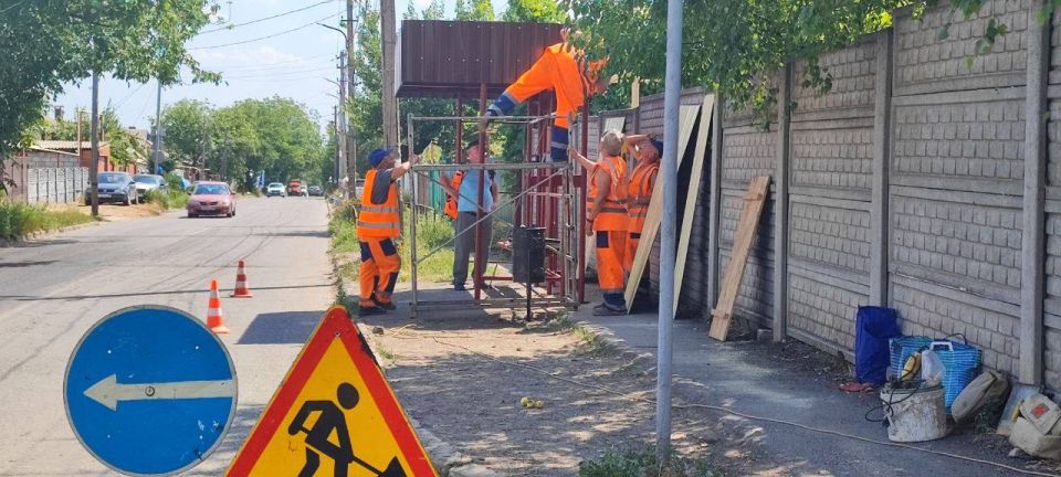           ӻ        ( )    ,    ...