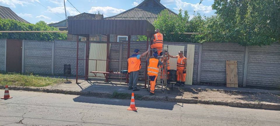           ӻ        ( )    ,    ...