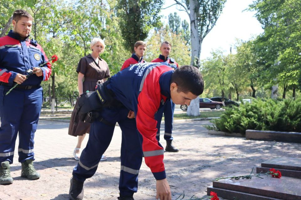 , 27 ,  -     ,     ,     