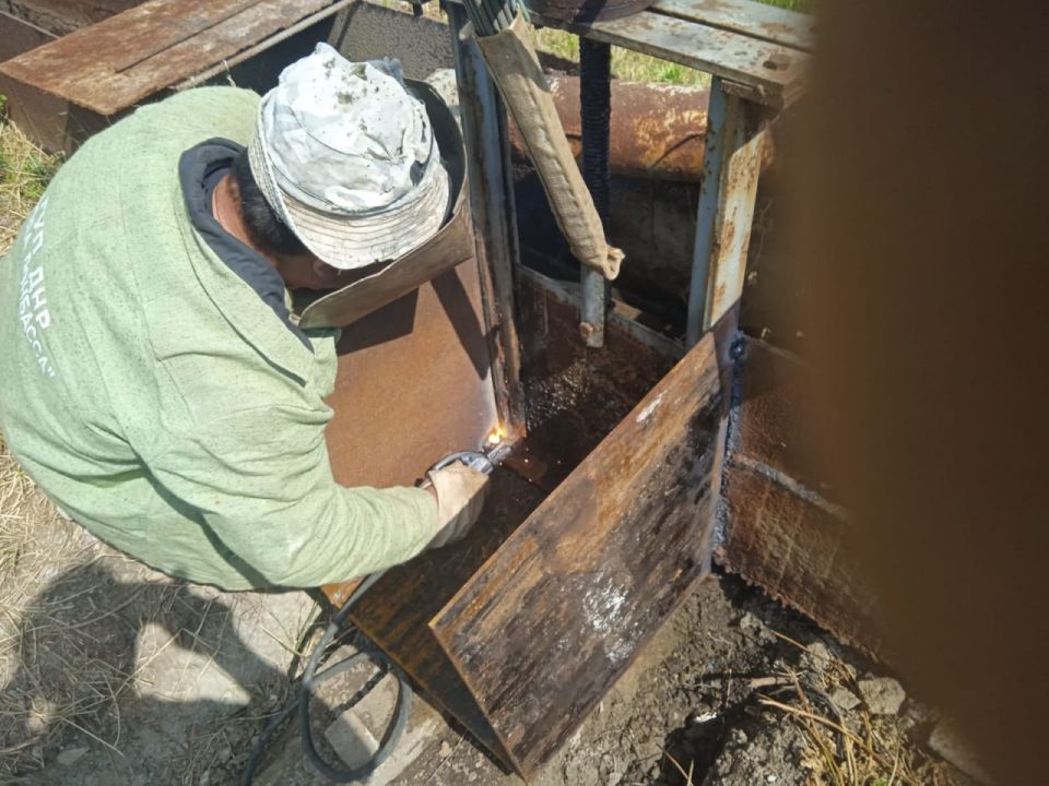 Иван Приходько: Проблема водоснабжения продолжает оставаться одной из наиболее острых и приоритетных тем на повестке дня в Донецкой Народной Республике Иван Приходько: Проблема водоснабжения продолжает оставаться одной из наиболее острых и приоритетных тем на повестке дня в Донецкой Народной Республике