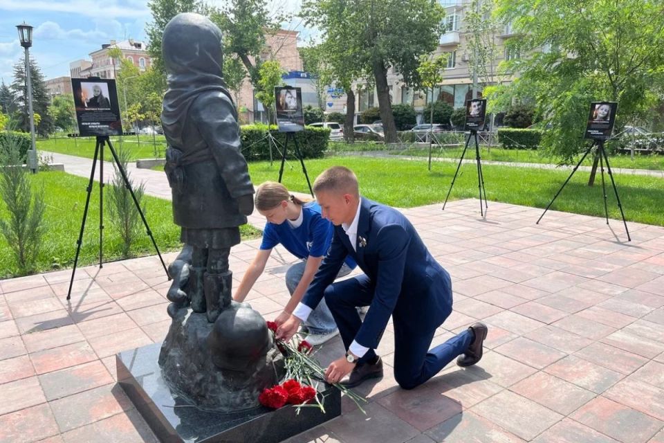 МГЕР организовала памятные мероприятия ко Дню памяти детей-жертв войны в Донбассе МГЕР организовала памятные мероприятия ко Дню памяти детей-жертв войны в Донбассе