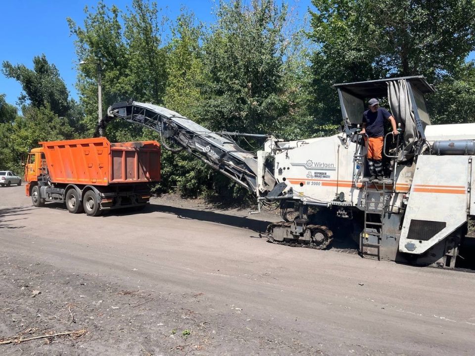 МУП «Простор» ежедневно выполняет все необходимые работы по содержанию городских улиц МУП «Простор» ежедневно выполняет все необходимые работы по содержанию городских улиц