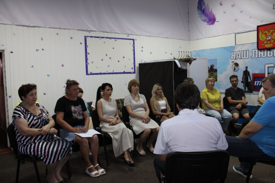 Иван Приходько: Состоялась встреча руководства администрации городского округа Горловка с трудовым коллективом Иван Приходько: Состоялась встреча руководства администрации городского округа Горловка с трудовым коллективом