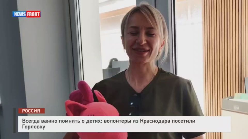 Георгий Медведев: С волонтерами из группы Добротворцы мы познакомились год назад в Краснодаре, теперь же случилась ответная встреча - в Горловке