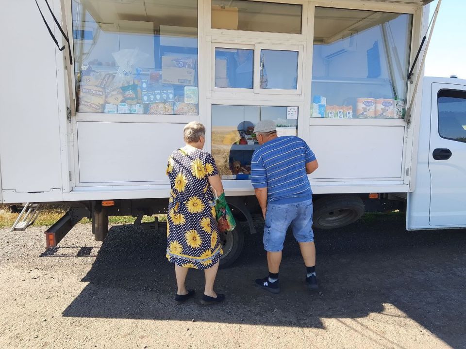 С 26 по 29 июля 2025 года осуществлена выездная торговля с использованием автомагазинов в населенных пунктах городских округов Докучаевск, Горловка, Мариуполь, Харцызск на территории  г. Авдеевка, также Волновахского... С 26 по 29 июля 2025 года осуществлена выездная торговля с использованием автомагазинов в населенных пунктах городских округов Докучаевск, Горловка, Мариуполь, Харцызск на территории  г. Авдеевка, также Волновахского...