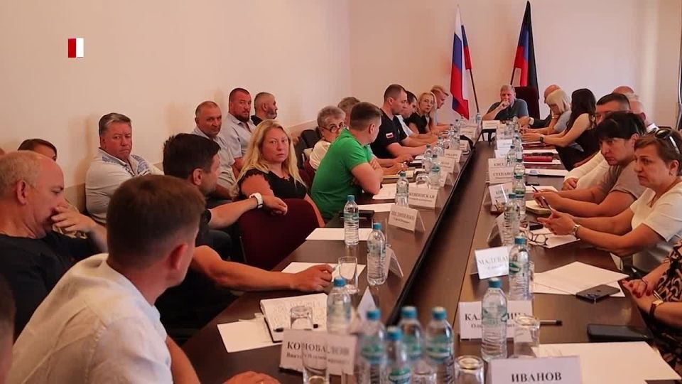 Совещание с производителями питьевой воды по вопросу фиксированной цены