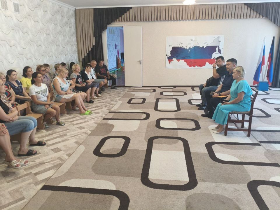 Иван Приходько: В Центрально-Городском районе Горловки прошла встреча с жителями Иван Приходько: В Центрально-Городском районе Горловки прошла встреча с жителями