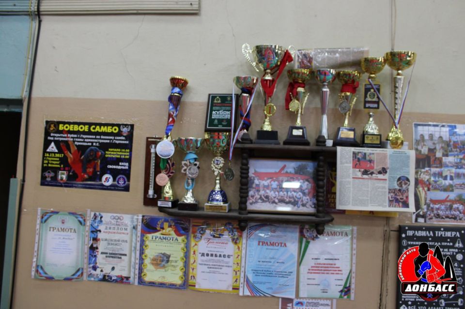 Иван Приходько: По поручению Главы Донецкой Народной Республики Дениса Владимировича Пушилина к началу учебного года откроются физкультурно-оздоровительные комплексы в Торезе и Углегорске Иван Приходько: По поручению Главы Донецкой Народной Республики Дениса Владимировича Пушилина к началу учебного года откроются физкультурно-оздоровительные комплексы в Торезе и Углегорске