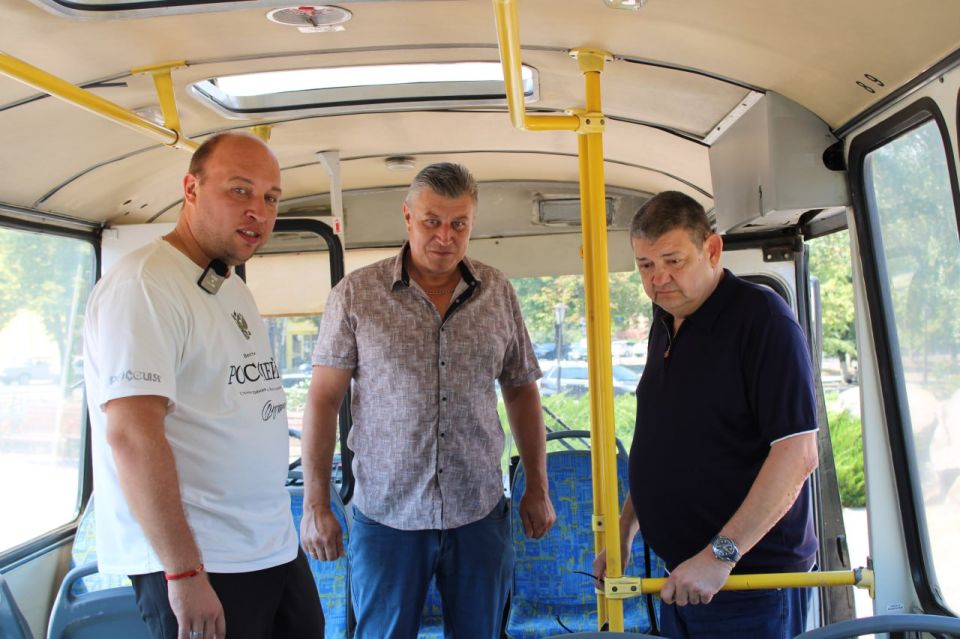Иван Приходько: В рамках гуманитарной миссии от Тульской области также получили автобус марки «ПАЗ»