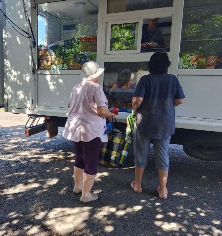 С 30 июля по 1 августа 2025 года осуществлена выездная торговля с использованием автомагазинов в населенных пунктах городских округов Докучаевск, Горловка, Мариуполь, Харцызск на территории г С 30 июля по 1 августа 2025 года осуществлена выездная торговля с использованием автомагазинов в населенных пунктах городских округов Докучаевск, Горловка, Мариуполь, Харцызск на территории г