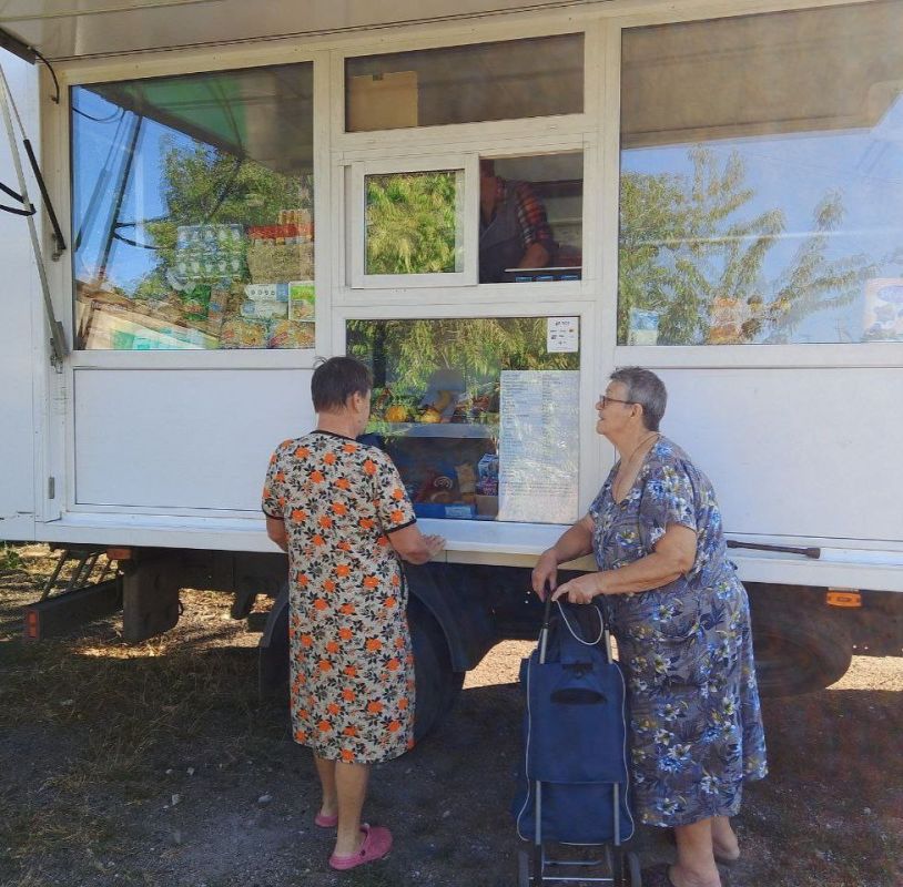 С 30 июля по 1 августа 2025 года осуществлена выездная торговля с использованием автомагазинов в населенных пунктах городских округов Докучаевск, Горловка, Мариуполь, Харцызск на территории г