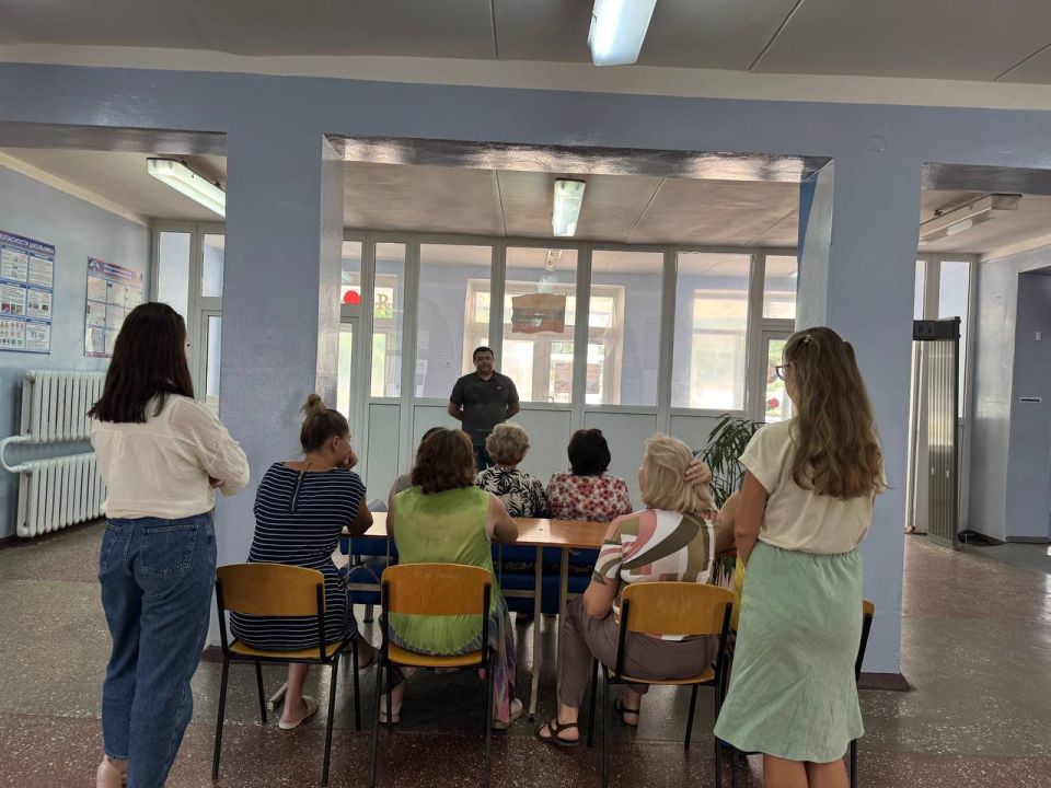 Иван Приходько: В Центрально-Городском районе Горловки прошла встреча с жителями Иван Приходько: В Центрально-Городском районе Горловки прошла встреча с жителями