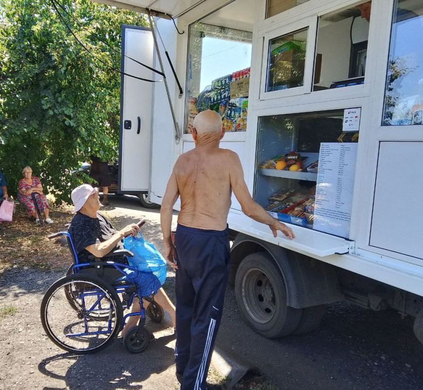 С 30 июля по 1 августа 2025 года осуществлена выездная торговля с использованием автомагазинов в населенных пунктах городских округов Докучаевск, Горловка, Мариуполь, Харцызск на территории г С 30 июля по 1 августа 2025 года осуществлена выездная торговля с использованием автомагазинов в населенных пунктах городских округов Докучаевск, Горловка, Мариуполь, Харцызск на территории г