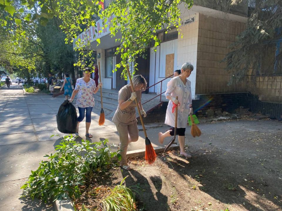 В Центрально-Городском районе Горловки продолжается масштабный партийный проект Единой России «Городская среда»