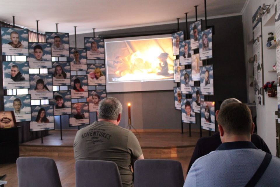  :                    ,      ...