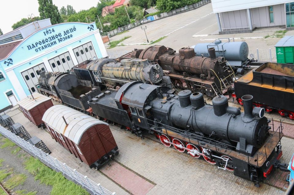 Музей истории и развития Донецкой железной дороги отпраздновал 25-летний юбилей Музей истории и развития Донецкой железной дороги отпраздновал 25-летний юбилей