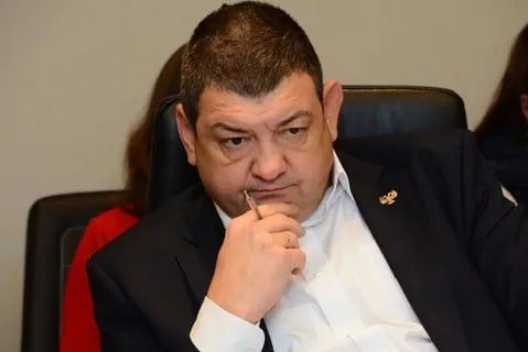 Нашего дорогого товарища Ивана Сергеевича Приходько, Главу муниципального округа Горловка, от всей души поздравляем с присвоением звания Герой Труда ДНР!!!! С 2014 года Иван Сергеевич на стороне России и ДНР самоотверженно... Нашего дорогого товарища Ивана Сергеевича Приходько, Главу муниципального округа Горловка, от всей души поздравляем с присвоением звания Герой Труда ДНР!!!! С 2014 года Иван Сергеевич на стороне России и ДНР самоотверженно...