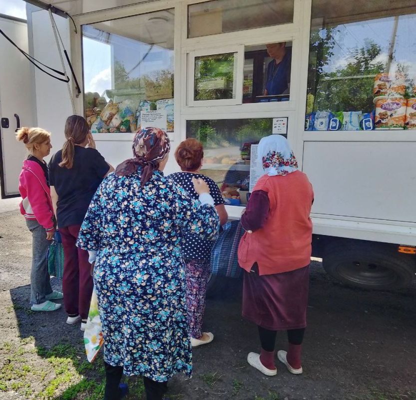 С 2 по 5 августа 2025 года осуществлена выездная торговля с использованием автомагазинов в населенных пунктах городских округов Докучаевск, Горловка, Мариуполь, Харцызск на территории  г. Авдеевка, а также Волновахского... С 2 по 5 августа 2025 года осуществлена выездная торговля с использованием автомагазинов в населенных пунктах городских округов Докучаевск, Горловка, Мариуполь, Харцызск на территории  г. Авдеевка, а также Волновахского...