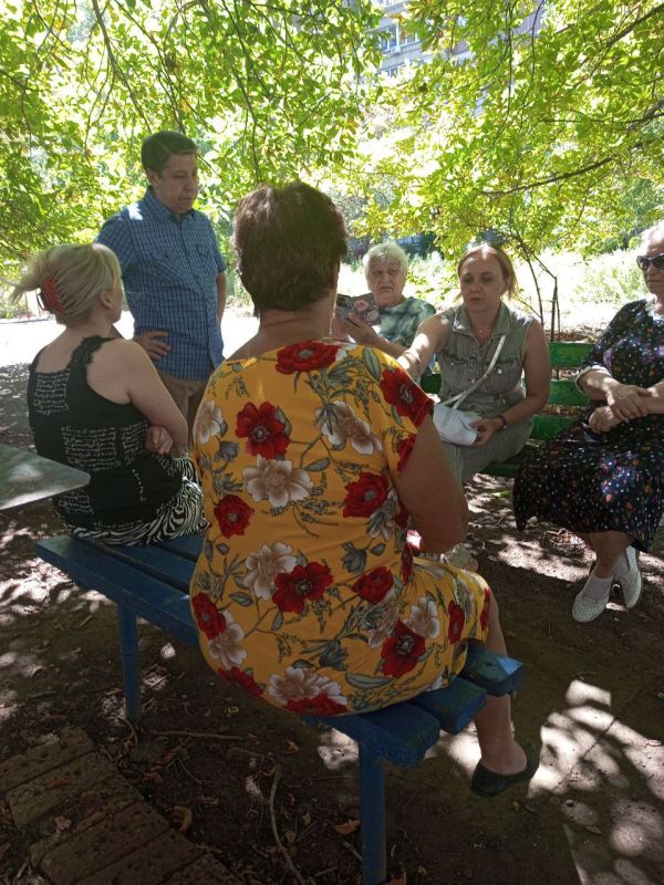 Роман Конев: Благодаря реализации партийного проекта «Управдом» от Единой России в Горловке состоялись выборы старших по домам Роман Конев: Благодаря реализации партийного проекта «Управдом» от Единой России в Горловке состоялись выборы старших по домам