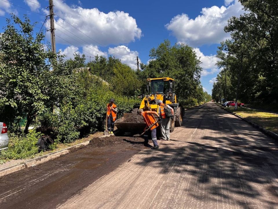 МУП «Простор» ежедневно выполняет все необходимые работы по содержанию городских улиц МУП «Простор» ежедневно выполняет все необходимые работы по содержанию городских улиц