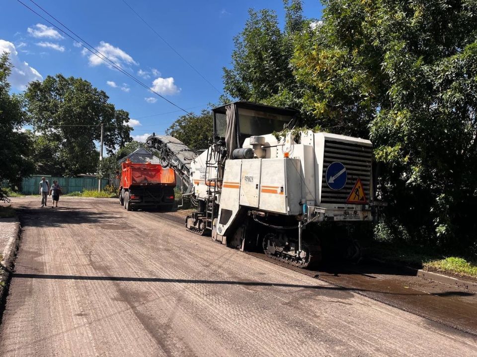 МУП «Простор» ежедневно выполняет все необходимые работы по содержанию городских улиц МУП «Простор» ежедневно выполняет все необходимые работы по содержанию городских улиц