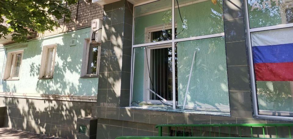 Иван Приходько: Последствия удара дрона ВФУ в центре Горловки Иван Приходько: Последствия удара дрона ВФУ в центре Горловки