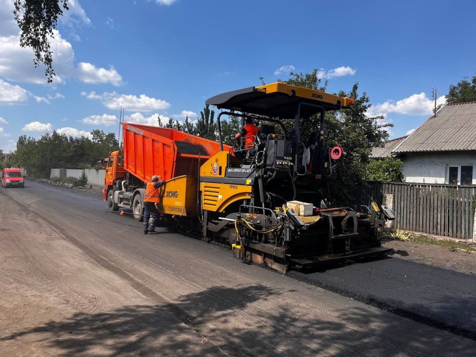 МУП «Простор» ежедневно выполняет все необходимые работы по содержанию городских улиц МУП «Простор» ежедневно выполняет все необходимые работы по содержанию городских улиц