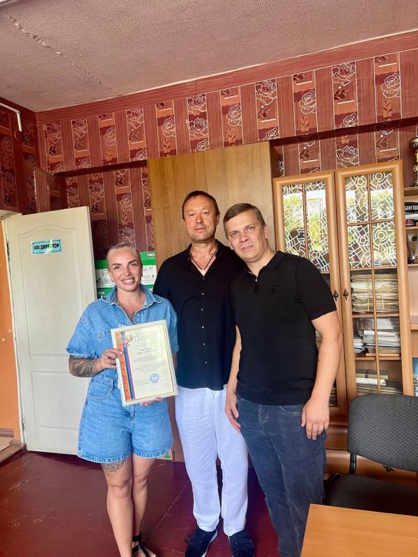 Роман Конев: В преддверии Дня физкультурника, заведующий сектором физической культуры, спорта, туризма администрации городского округа Горловка Донецкой Народной Республики Сергей Карцев совместно с депутатом Горловского...