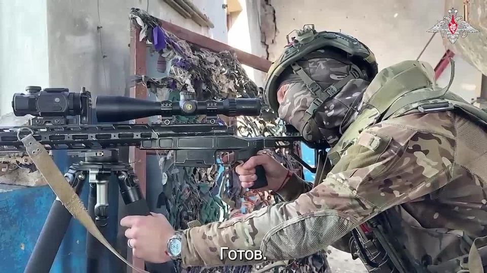 Точность и маскировка. Снайперы группировки войск «Центр» уничтожили десятки тяжёлых ударных дронов ВСУ, прикрывая штурмовые подразделения на Красноармейском направлении