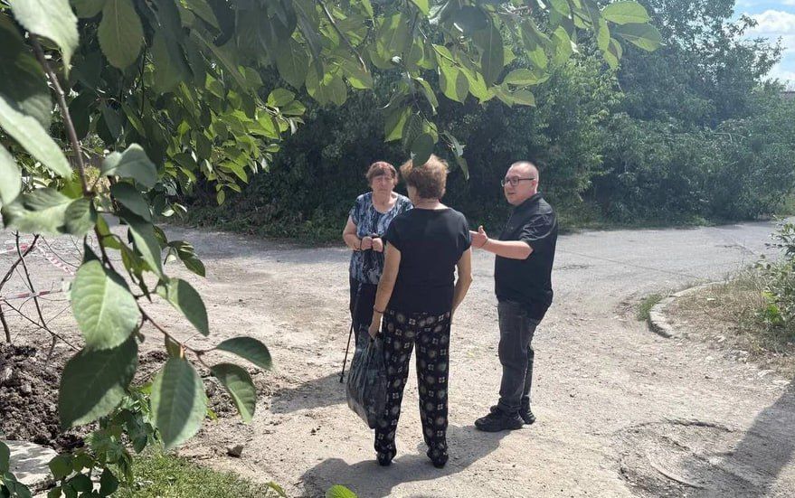 Андрей Крамар: Бьемся за воду, а параллельно работаем над устранением и других коммунальных проблем, о которых получаем сигналы: всю прошлую неделю нашим депутатским коллективом ЛДПР в Народном Совете и в наших...