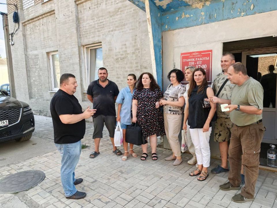 Роман Конев: 11 августа 2025 года во исполнение поручения Главы Донецкой Народной Республики Дениса Пушилина состоялась рабочая встреча Александра Кунова с представителями трудового коллектива