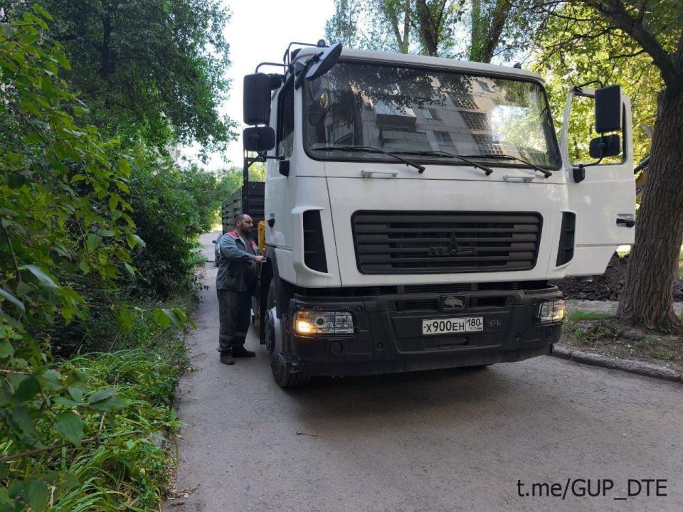 «ВСЕГДА У РУЛЯ»: АВТОТРАНСПОРТНАЯ СЛУЖБА ФИЛИАЛА «ГОРЛОВКАТЕПЛОСЕТЬ» «ВСЕГДА У РУЛЯ»: АВТОТРАНСПОРТНАЯ СЛУЖБА ФИЛИАЛА «ГОРЛОВКАТЕПЛОСЕТЬ»